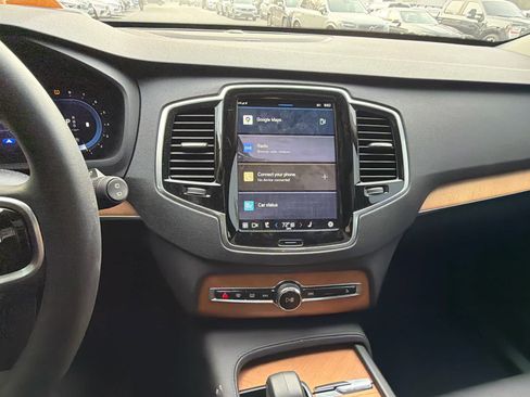 Certified 2023 Volvo XC90 B5 Plus w/ Protection Package Premier image 28