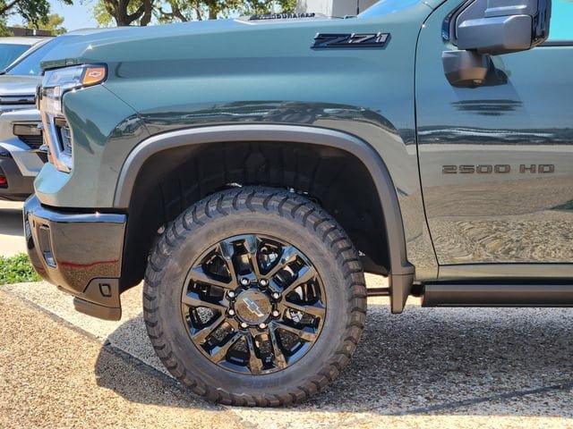 New 2026 Chevrolet Silverado 2500 LTZ w/ LTZ Plus Package AWD/4WD image 7
