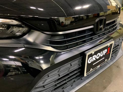 Used 2023 Honda Civic Sport image 29