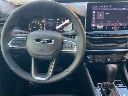 New 2026 Jeep Compass Latitude AWD/4WD image 10