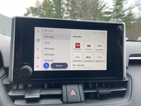 Used 2025 Toyota RAV4 LE image 20