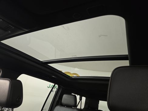 Certified 2024 GMC Yukon XL Denali image 23