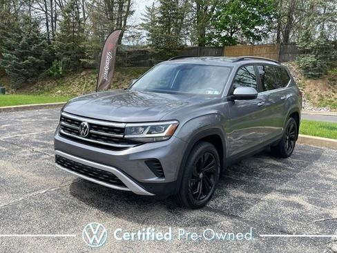 Certified 2023 Volkswagen Atlas SE w/ Black Wheel Package AWD/4WD image 1