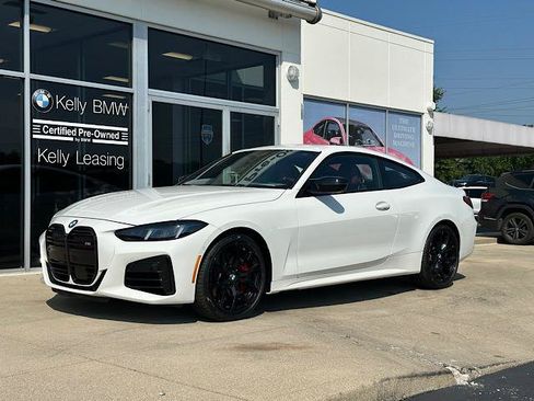 Used 2025 BMW 440i xDrive Coupe w/ Premium Package AWD/4WD image 4
