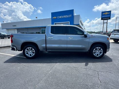 Used 2025 Chevrolet Silverado 1500 LTZ w/ LTZ Premium Package AWD/4WD image 5
