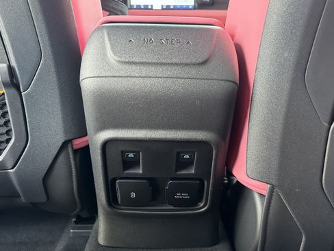 Used 2023 Ford Bronco Badlands AWD/4WD image 58