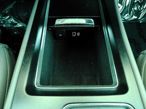 Used 2023 Lincoln Corsair Grand Touring w/ Towing Package image 42