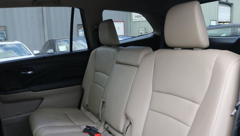 Used 2021 Honda Pilot EX-L image 19