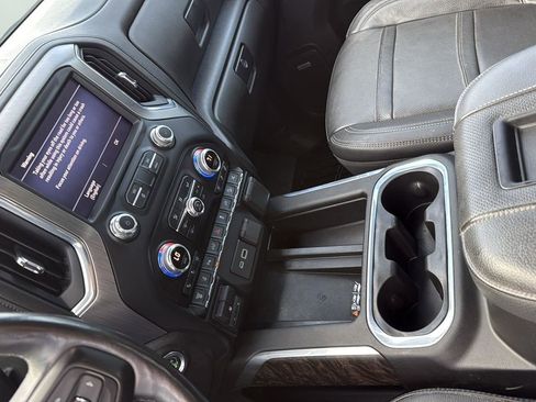 Used 2022 GMC Sierra 2500 Denali w/ Technology Package image 21