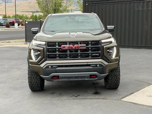 Used 2024 GMC Canyon AT4 w/ AT4 Premium Package AWD/4WD image 2