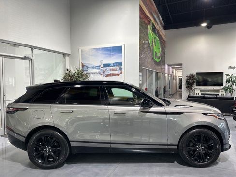 Used 2019 Land Rover Range Rover Velar R-Dynamic SE AWD/4WD image 26