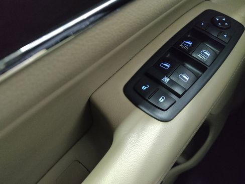 Used 2018 Jeep Grand Cherokee Limited w/ Trailer Tow Group IV RWD image 27