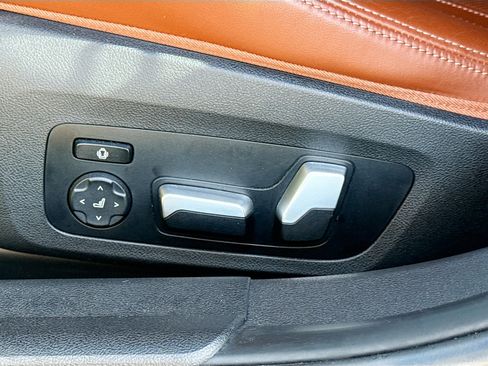 Used 2022 BMW M3 Competition w/ M Driver's Package image 25