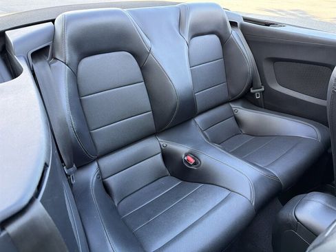 Used 2022 Ford Mustang Premium image 22