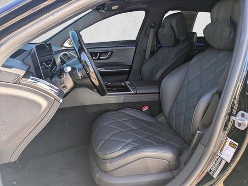 Used 2026 Mercedes-Benz Maybach S 680 4MATIC image 16