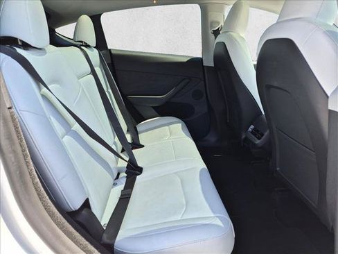 Used 2023 Tesla Model Y Long Range AWD/4WD image 20