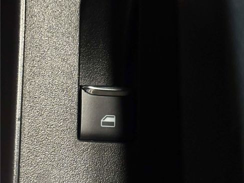 New 2025 Ford Maverick XLT w/ XLT Luxury Package image 36