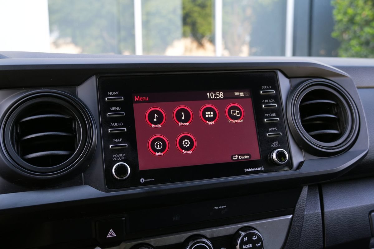 Used 2022 Toyota Tacoma SR RWD image 10