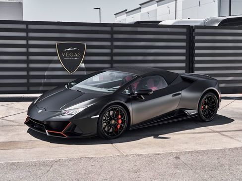 Used 2024 Lamborghini Huracan EVO AWD/4WD image 6