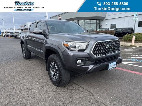 Used 2019 Toyota Tacoma TRD Off-Road image 1