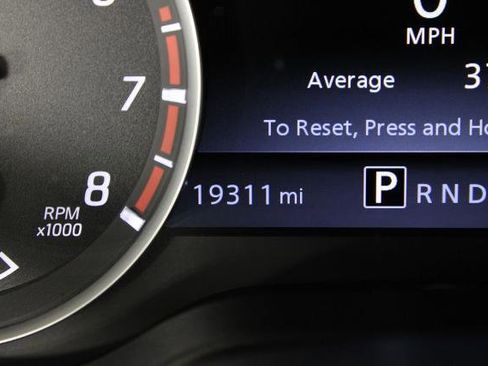 Certified 2024 Nissan Titan SV w/ SV Bronze Edition Package image 28