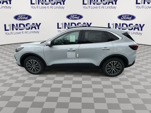 Certified 2025 Ford Escape PHEV w/ PHEV Premium Package image 5