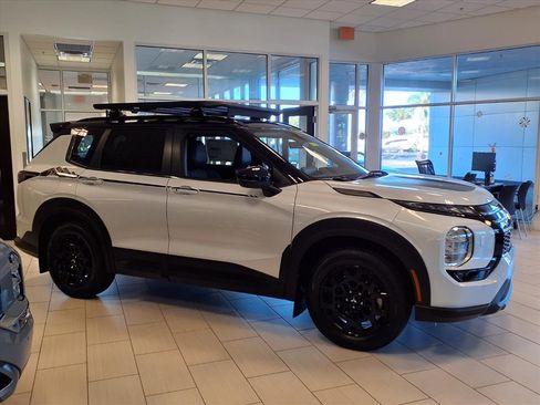 New 2026 Mitsubishi Outlander Trail Edition image 29