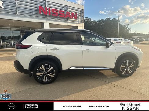 Certified 2021 Nissan Rogue Platinum FWD image 7