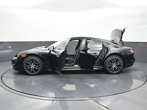 Used 2023 Porsche Taycan w/ Premium Package RWD image 29