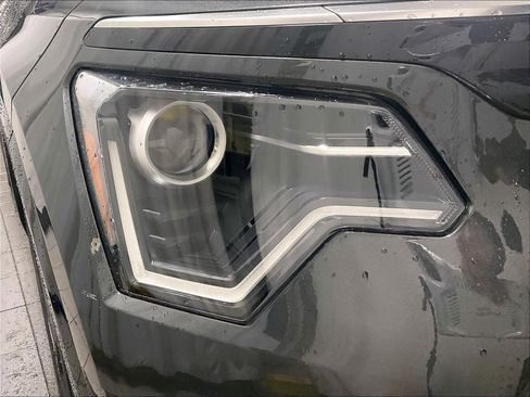 Used 2023 Kia Niro Wind w/ Wind Preserve Package image 33