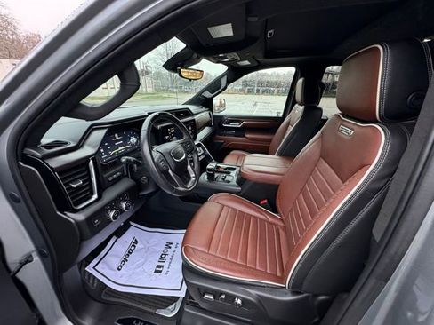 Used 2023 GMC Sierra 1500 Denali Ultimate image 10