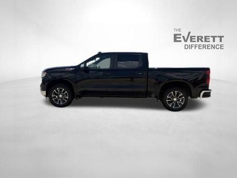 Used 2024 Chevrolet Silverado 1500 LT AWD/4WD image 4
