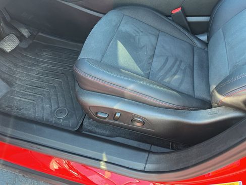 Used 2024 Chevrolet Blazer EV RS image 18