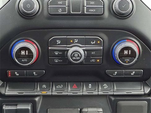 Used 2021 Chevrolet Silverado 1500 LT w/ Z71 Off-Road Package image 5