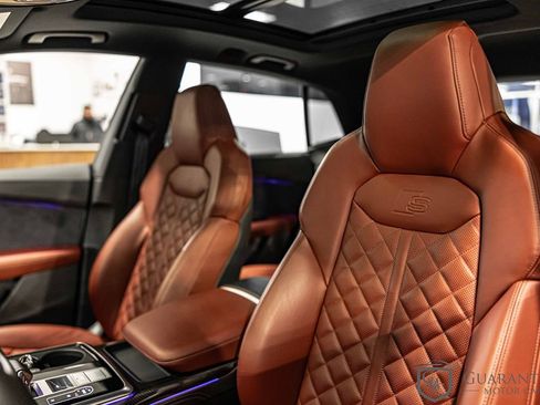 Used 2023 Audi SQ8 Premium Plus w/ Executive Package image 18