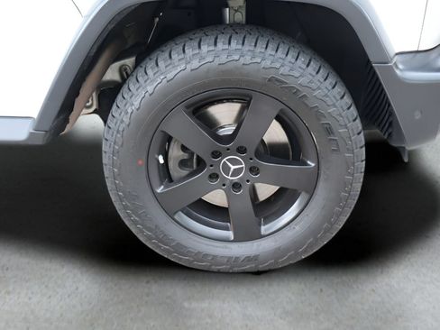 Used 2022 Mercedes-Benz G 550 image 11