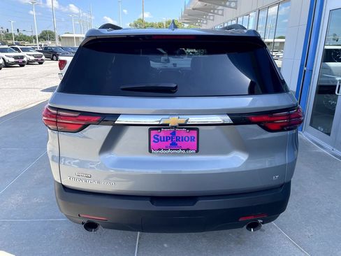 Used 2023 Chevrolet Traverse LT AWD/4WD image 3