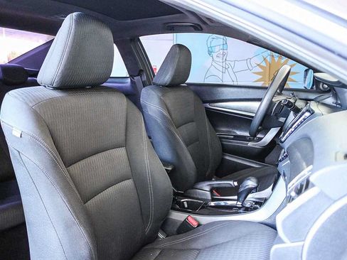 Used 2016 Honda Accord EX image 17