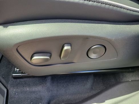 New 2026 Buick Enclave Sport Touring w/ Power Package FWD image 17