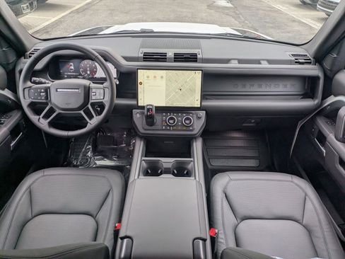 New 2026 Land Rover Defender 110 X-Dynamic SE image 27
