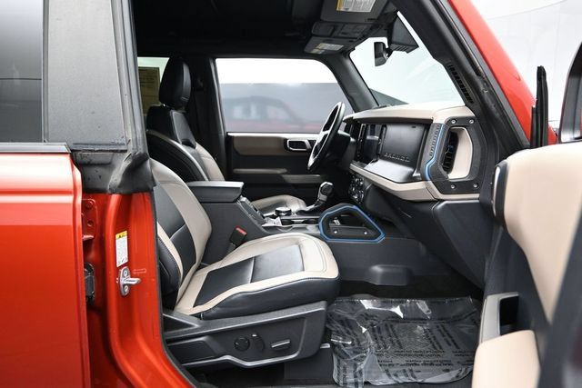 Used 2023 Ford Bronco Wildtrak AWD/4WD image 24