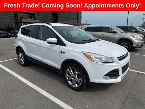 Used 2014 Ford Escape SE w/ Equipment Group 201A FWD image 1