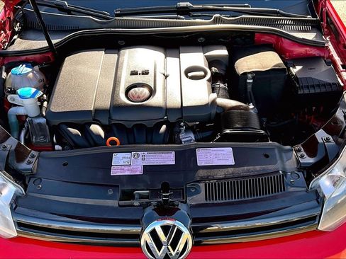 Used 2012 Volkswagen Golf 2-Door image 30