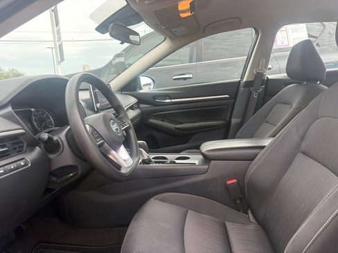 Used 2022 Nissan Altima 2.5 SV FWD image 8