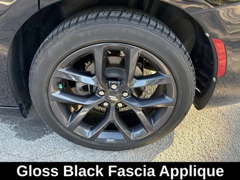 Used 2021 Dodge Charger SXT w/ Blacktop Package RWD image 8