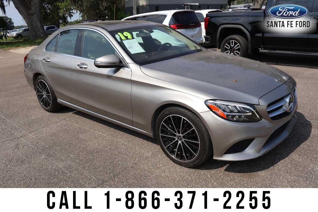 Used 2019 Mercedes-Benz C 300 Sedan image 8