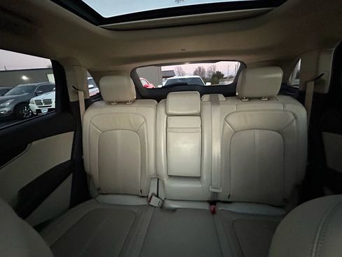 Used 2019 Lincoln Nautilus Reserve w/ Ultimate Package image 29