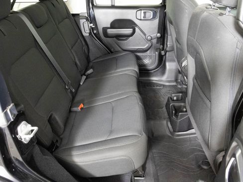 Used 2021 Jeep Wrangler Unlimited Sport image 37