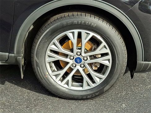 Certified 2022 Ford Escape SEL image 8