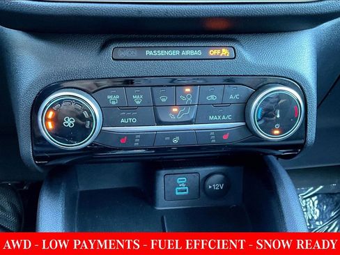 Used 2022 Ford Escape SE w/ Cold Weather Package image 14